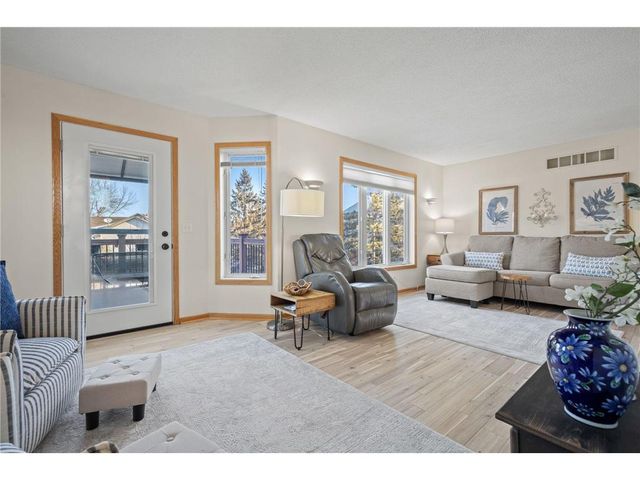 2001 Stonepine Avenue, Hudson, WI 54016