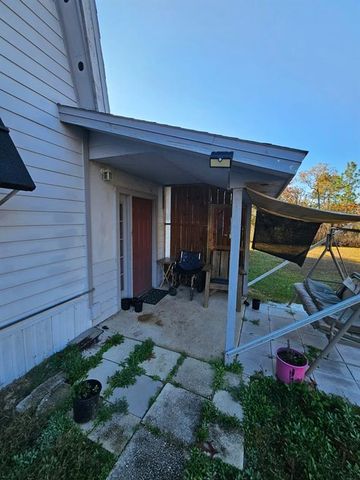 111 GLADIOLA DRIVE, Interlachen, FL 32148