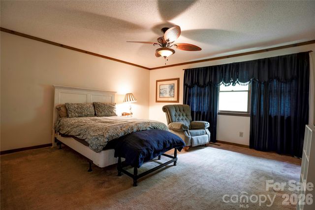 812 Southridge Drive, Kings Mountain, NC 28086