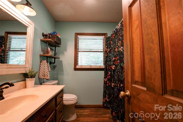 812 Southridge Drive, Kings Mountain, NC 28086