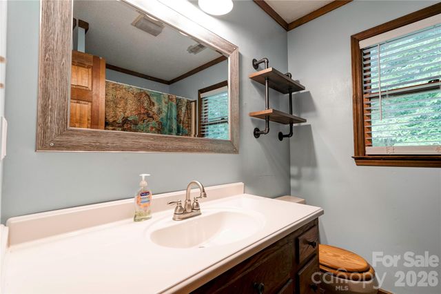 812 Southridge Drive, Kings Mountain, NC 28086