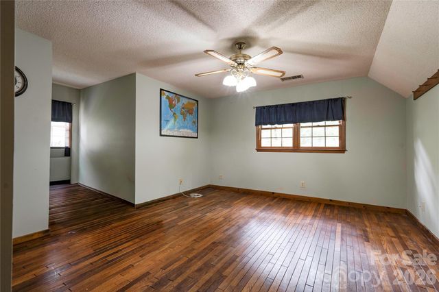 812 Southridge Drive, Kings Mountain, NC 28086