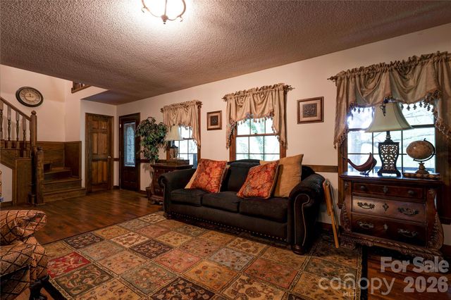 812 Southridge Drive, Kings Mountain, NC 28086