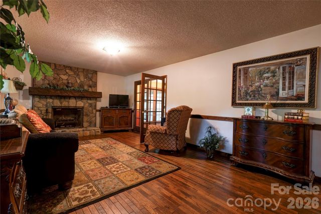 812 Southridge Drive, Kings Mountain, NC 28086