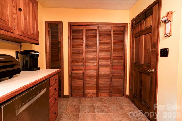 812 Southridge Drive, Kings Mountain, NC 28086