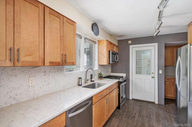 1542 Grand Avenue, North Baldwin, NY 11510