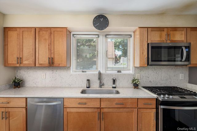 1542 Grand Avenue, North Baldwin, NY 11510