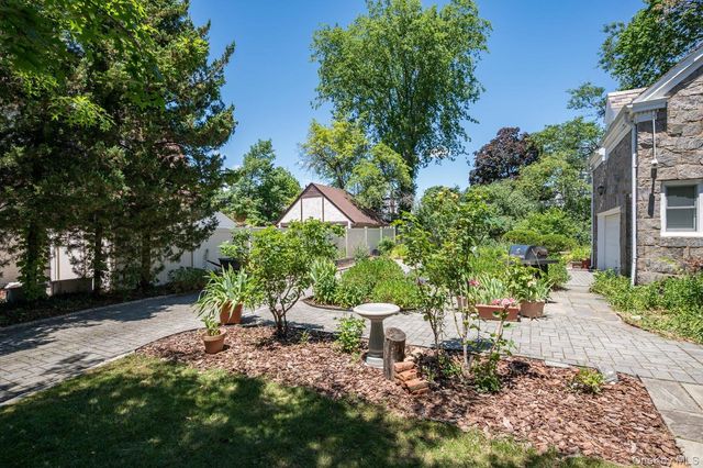 1542 Grand Avenue, North Baldwin, NY 11510