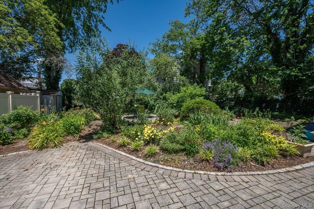 1542 Grand Avenue, North Baldwin, NY 11510