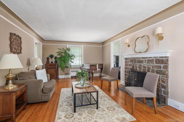 1542 Grand Avenue, North Baldwin, NY 11510