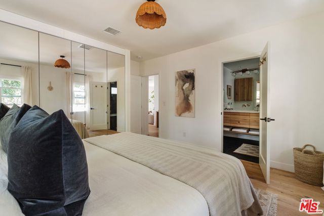 3221 Griffith Park Boulevard, Los Angeles, CA 90027