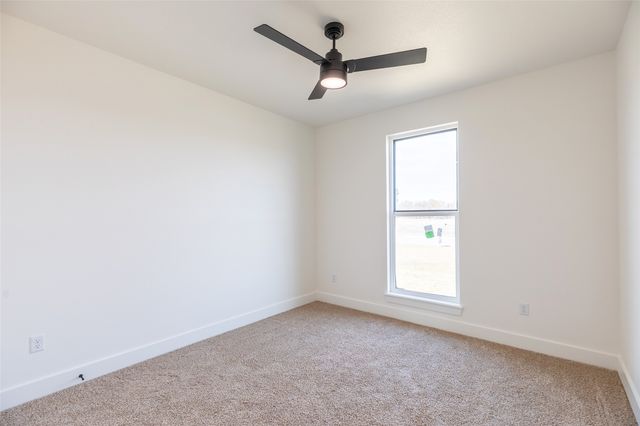 801 Whispering Oaks, Clyde, TX 76510