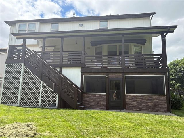 2907 NE Viewpark Place, Lee's Summit, MO 64086