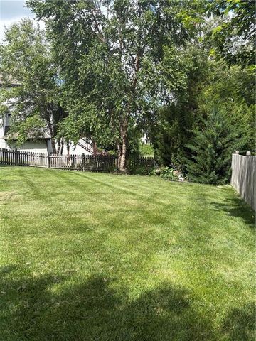 2907 NE Viewpark Place, Lee's Summit, MO 64086