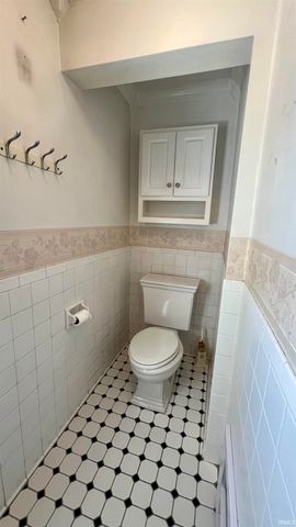 1739 W WALNUT Street, Kokomo, IN 46901