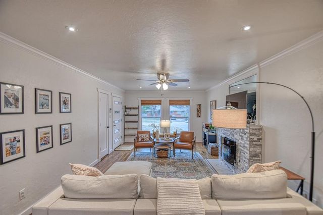 1101 Marlboro Lane, Nichols Hills, OK 73116