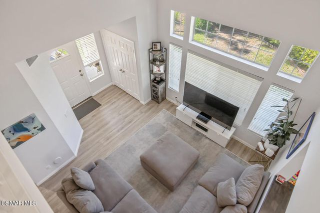 156 Windrose Drive, Thousand Oaks, CA 91320