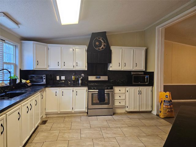 201 Brittany Lane, Cleveland, TX 77328