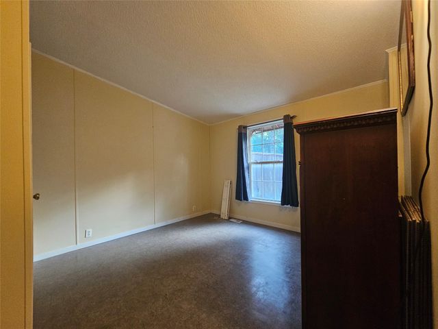 201 Brittany Lane, Cleveland, TX 77328