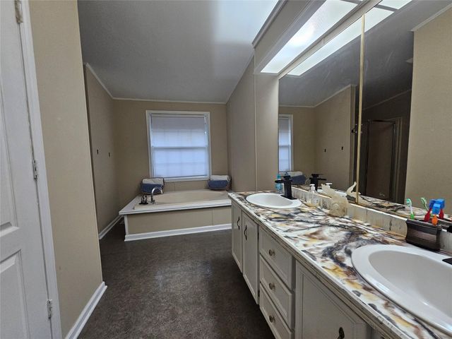 201 Brittany Lane, Cleveland, TX 77328