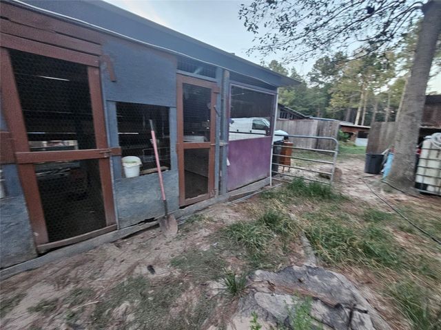 201 Brittany Lane, Cleveland, TX 77328