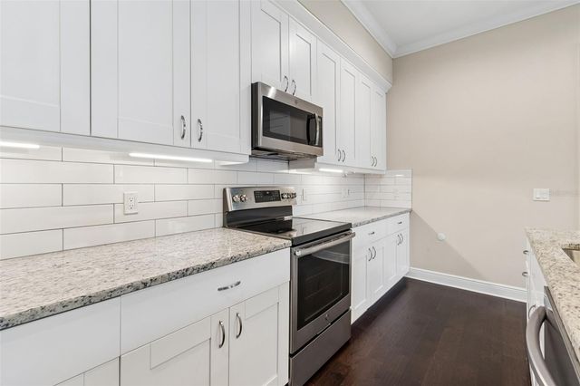 13047 SANCTUARY VILLAGE LANE, Tampa, FL 33624