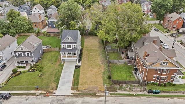 1572 St Leger Place, Cincinnati, OH 45207