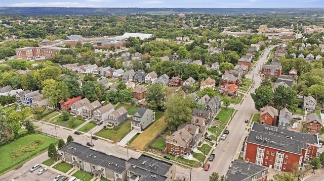 1572 St Leger Place, Cincinnati, OH 45207