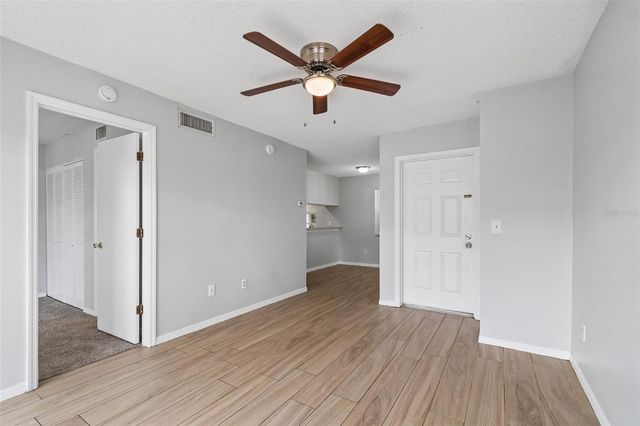 6915 STONES THROW CIRCLE N 3106, St Petersburg, FL 33710