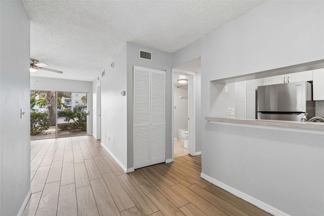 6915 STONES THROW CIRCLE N 3106, St Petersburg, FL 33710