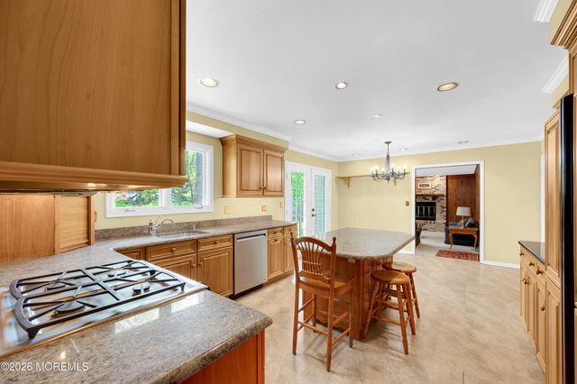 79 Green Meadow Boulevard, Middletown, NJ 07748