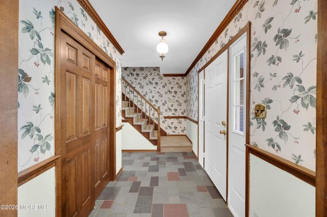 79 Green Meadow Boulevard, Middletown, NJ 07748