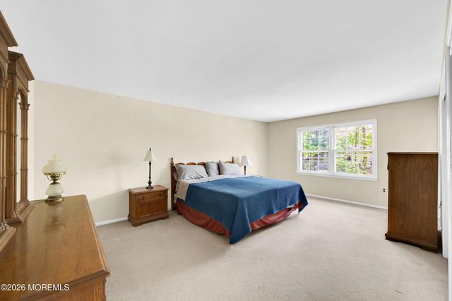 79 Green Meadow Boulevard, Middletown, NJ 07748