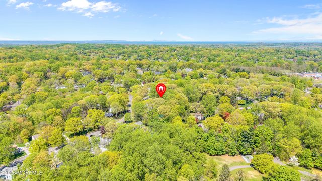 79 Green Meadow Boulevard, Middletown, NJ 07748