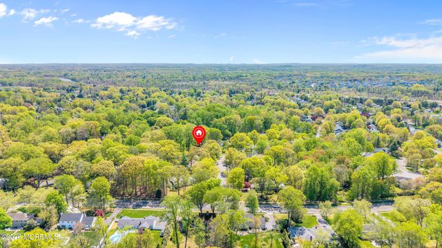 79 Green Meadow Boulevard, Middletown, NJ 07748
