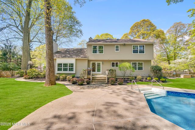 79 Green Meadow Boulevard, Middletown, NJ 07748