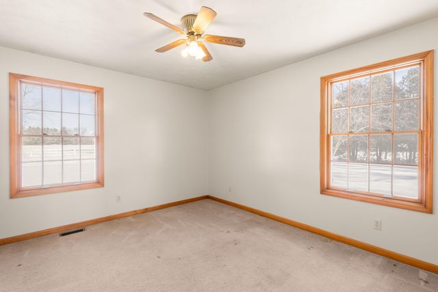 1262 E 900 N, La Porte, IN 46350