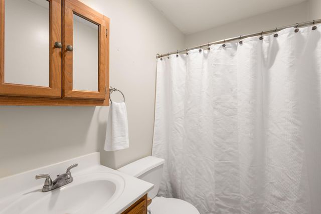 1262 E 900 N, La Porte, IN 46350