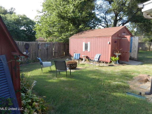 3530 Woodmont Cove, Horn Lake, MS 38637