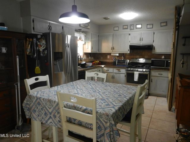 3530 Woodmont Cove, Horn Lake, MS 38637