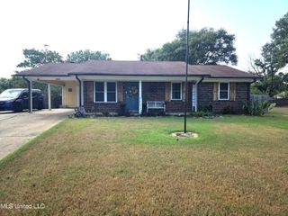3530 Woodmont Cove, Horn Lake, MS 38637
