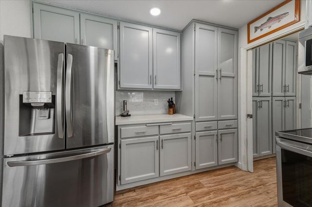 15099 Fay Rd, Grass Valley, CA 95949