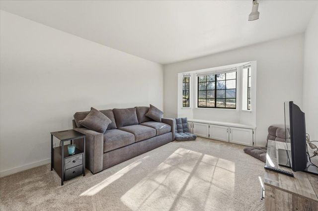 15099 Fay Rd, Grass Valley, CA 95949