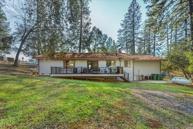 15099 Fay Rd, Grass Valley, CA 95949