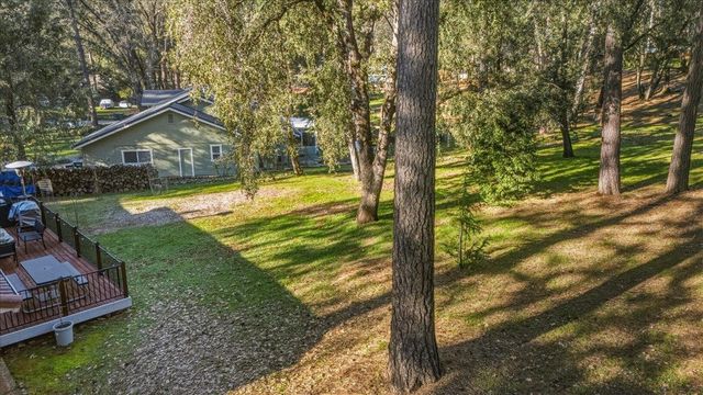 15099 Fay Rd, Grass Valley, CA 95949