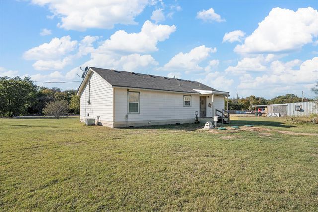 5288 Ft Graham Road, West, TX 76691