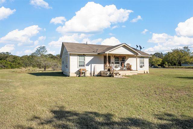 5288 Ft Graham Road, West, TX 76691