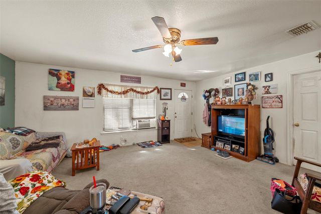 5288 Ft Graham Road, West, TX 76691