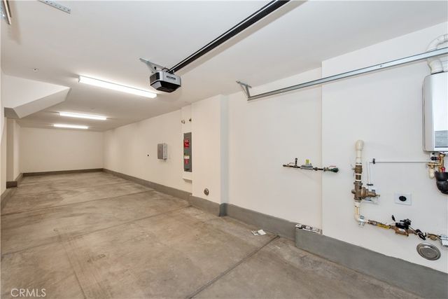 105 Culture, Irvine, CA 92618