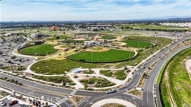 105 Culture, Irvine, CA 92618